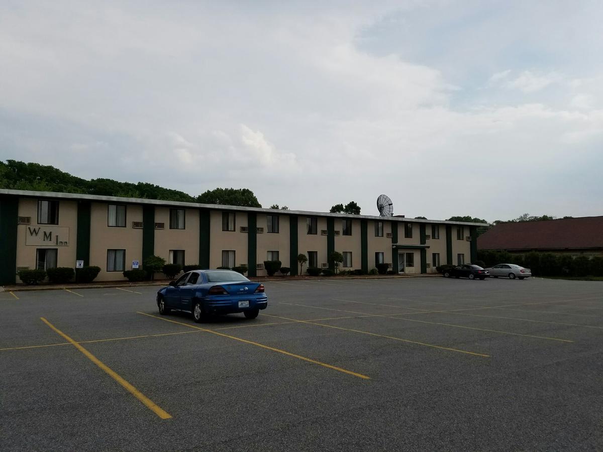 Woonsocket Motor Inn Exteriör bild