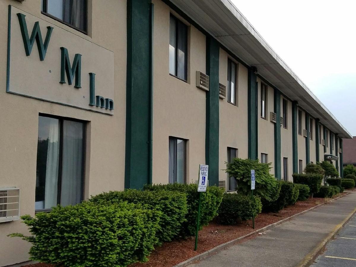 Woonsocket Motor Inn Exteriör bild